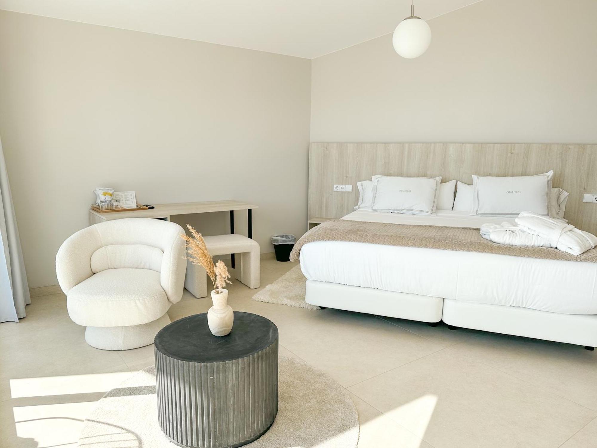 Otantus Hotel Muros Εξωτερικό φωτογραφία